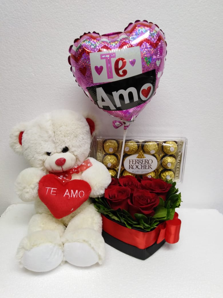 Caja corazn con 6 Rosas ms Bombones Ferrero Rocher 150grs, Peluche y Globito 